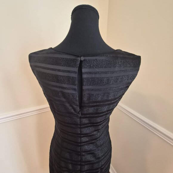 Anne Klein Black Dress with Silver Metallic Thread, Size 4 - Picture 8 of 14